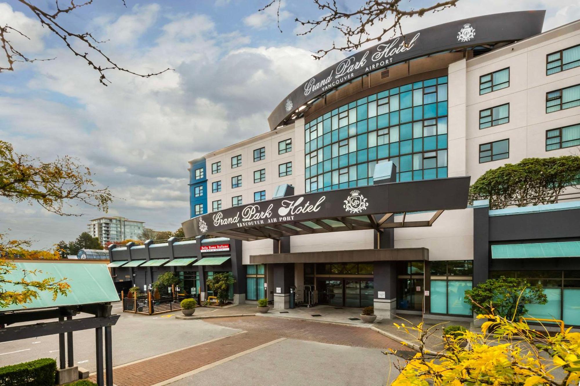 Grand Park Hotel Vancouver Airport, Ascend Hotel Collection Richmond Exterior photo