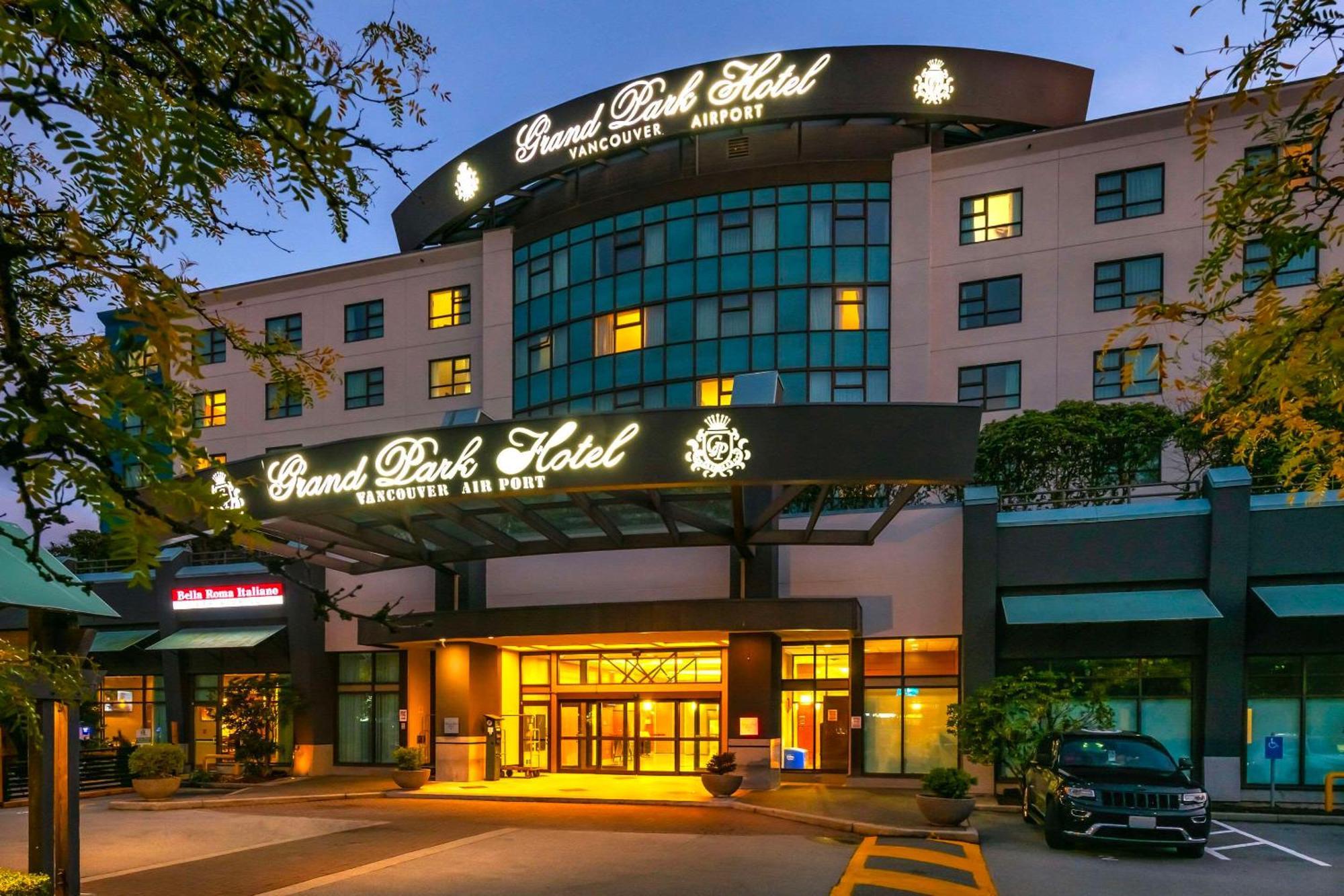 Grand Park Hotel Vancouver Airport, Ascend Hotel Collection Richmond Exterior photo